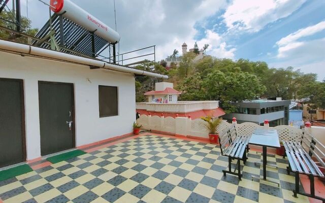 Radhika palace