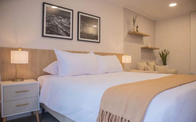 w Spectacular 1BR w Terrace in Miraflores