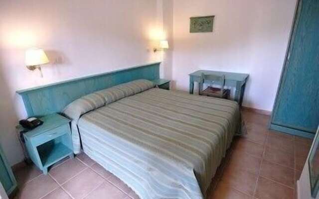 Hotel Club Mezzaluna