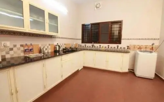 Castilo Inn Hotel Apartments