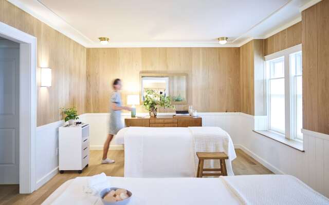 The Lake House on Canandaigua