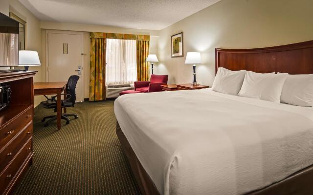 Best Western Inn & Suites - Monroe