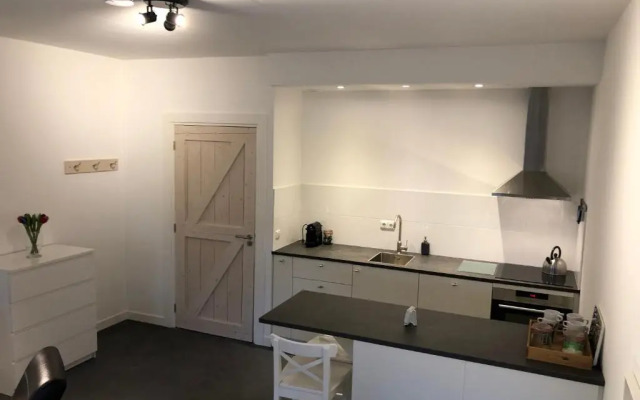 Iselmarpleats Comfortabele Studio met badkamer