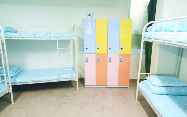 Kimchee Downtown Guesthouse - Hostel