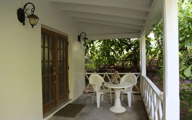 Tingum Village Hotel