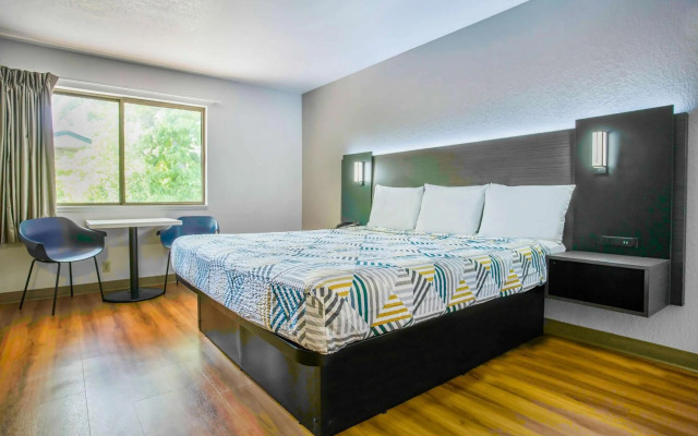 Howard Johnson Gresham