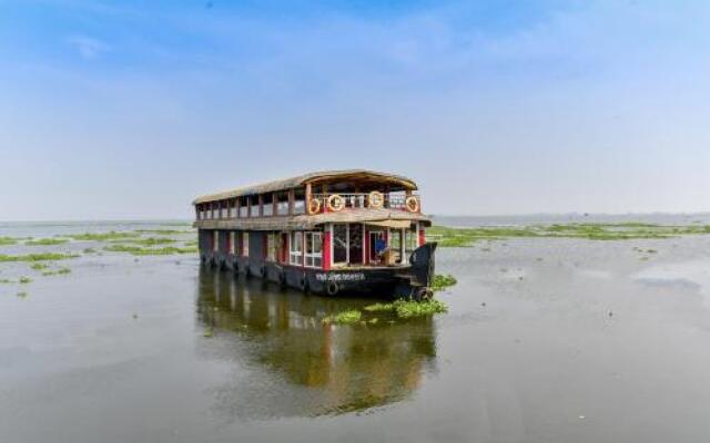 OYO 23227 Alleppey Eco Houseboat 3 Bhk
