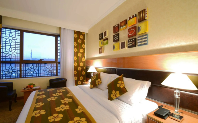 Alansar Golden Tulip