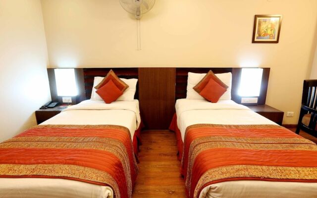 OYO 411 Hotel Relaxinn