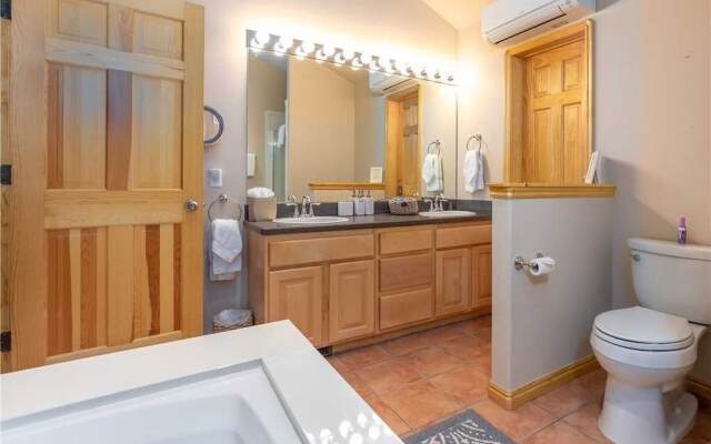 Boulder Creek #1096 3 Bedroom Condo