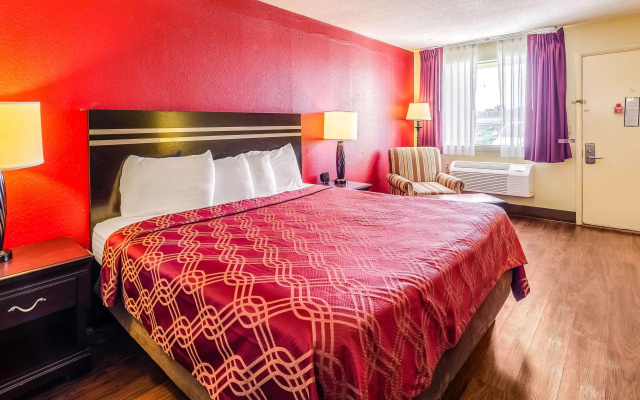 Econo Lodge Christiansburg-Blacksburg I-81