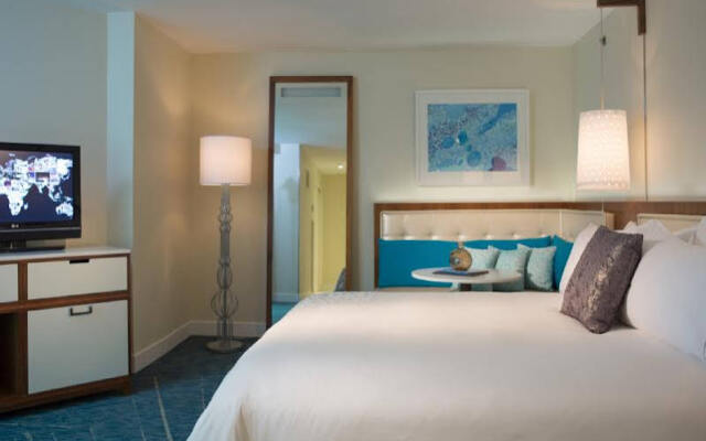 Renaissance Aruba Resort And Casino, A Marriott Luxury & Lifestyle Hotel