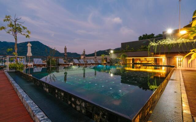 Rak Elegant Hotel Patong