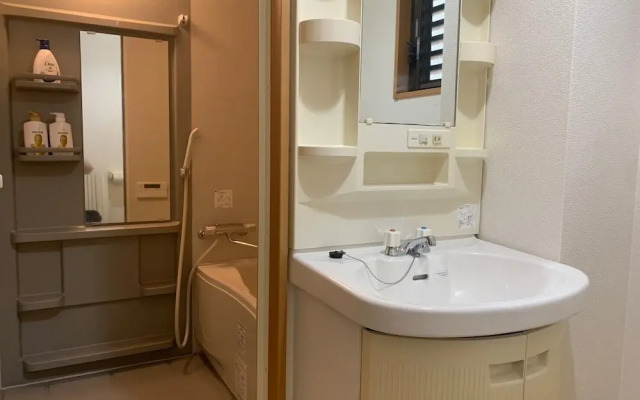 Compact 2DK apt in west Shinjuku