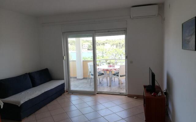 Marijan - sea view - A2(3+2)