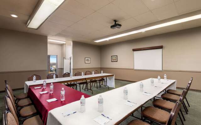 Travelodge by Wyndham Swift Current