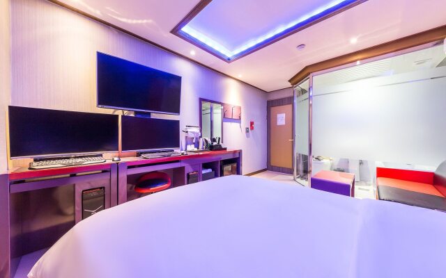 SOL Hotel