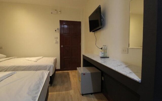 Chaiwat Guesthouse
