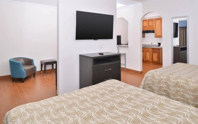 Regency Inn and Suites