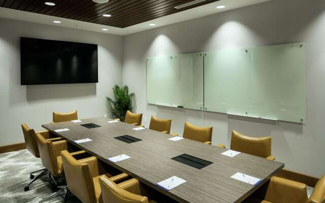 Hilton Garden Inn Seattle Bellevue Downtown, WA