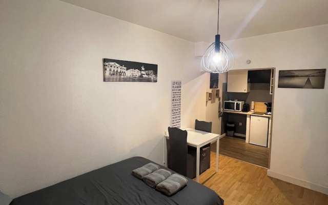Studio 3 L'Éclat du faubourg Orléans