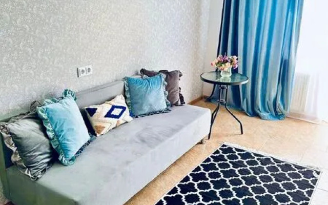 Апартаменты Кварт-Отель на ул. Земнухова 3