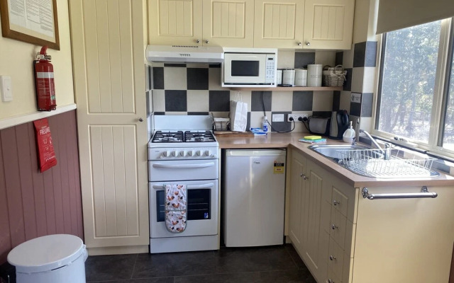 Manyat Peak Cottages