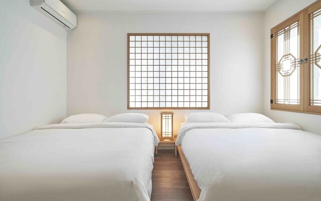 Butler:Lee Allsuites