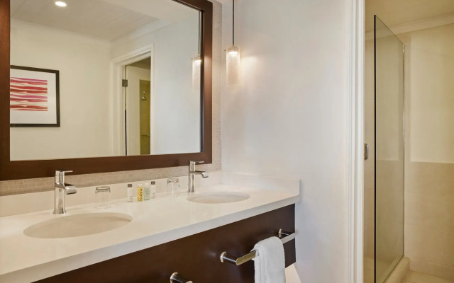 Crystal Cove by Elegant Hotels - All-Inclusive
