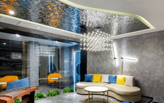 Floral Hotel·Qingdao Dream Ship Scenic Hotel