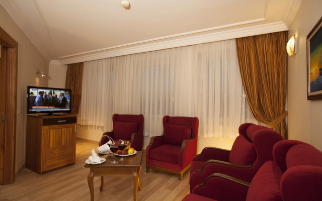 Rox Resort Hotel