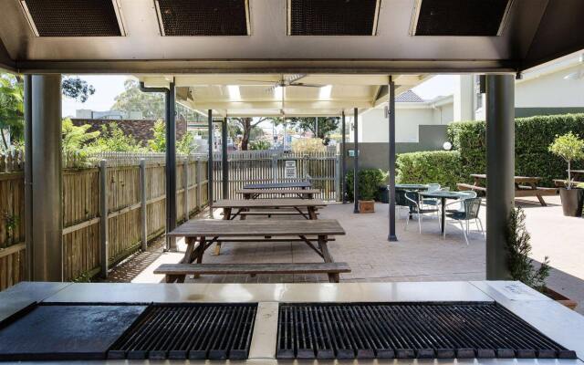 Nightcap at Pritchards Hotel