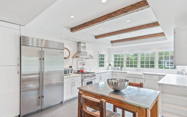 Modern Hamptons Villa