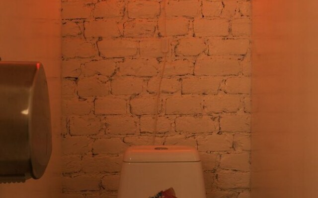 Hostel Petya and the Wolf - V.O.