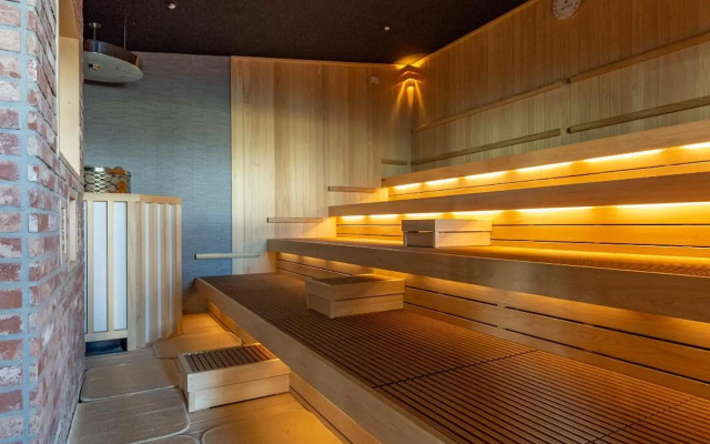 Tokyo Toyosu Manyo Club