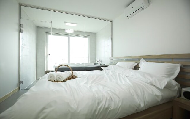 Ganghwa Romantic Cube Pension