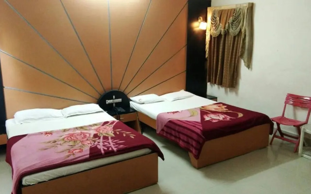 Hotel Meera