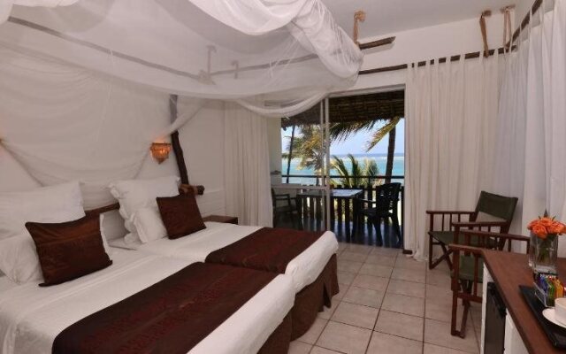Bahari Dhow Beach Villas