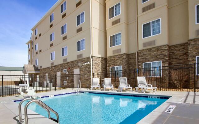 Microtel Inn & Suites by Wyndham Shelbyville