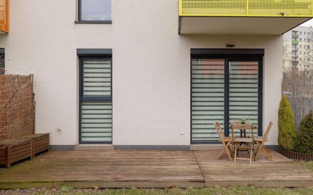 Apartment With Garden by Renters