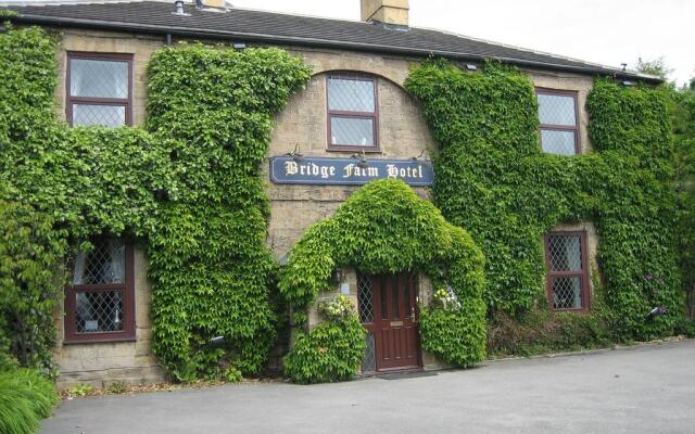 Bridge Farm Hotel