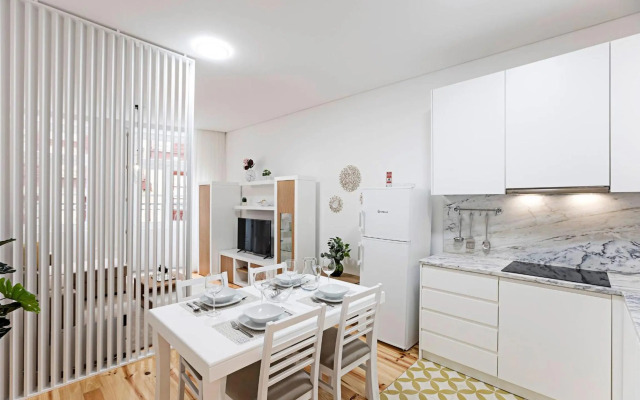 Lóios 1BR Flat Downtown by LovelyStay