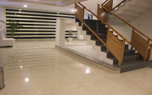 Hotel Rama Trident