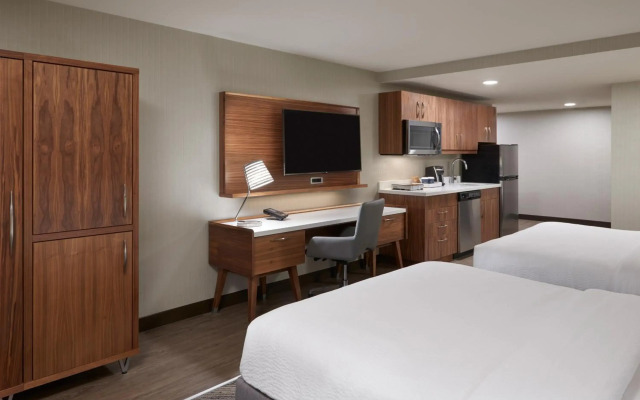 Four Points by Sheraton Vaughan