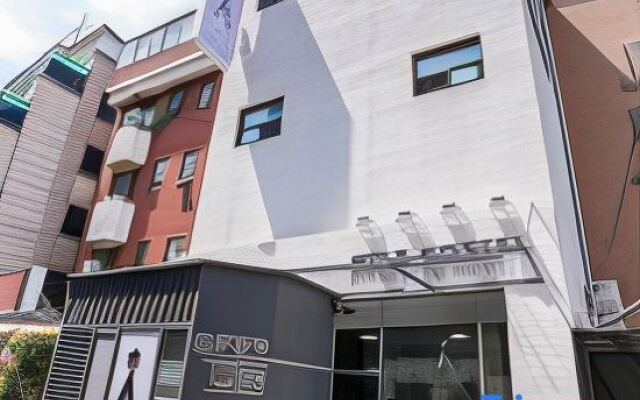 Starhostel Dongdaemun Suite