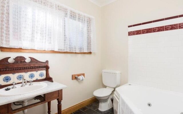 Killynaught Spa Cottages