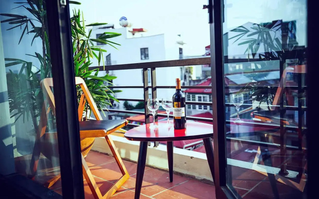 Royal Hotel