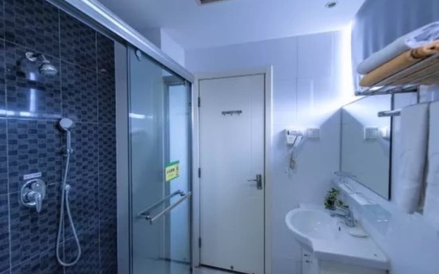 Luoyang Aviation E-Home Inn
