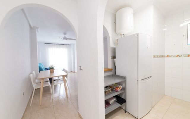 La Loma with Pool, Free Wifi And International Tv.