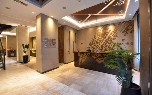 Waxwing Hotel